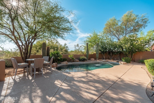 28768 N 95th Way, Scottsdale, AZ 85262 - view of pool featuring a patio, a fenced backyard, and outdoor dining space