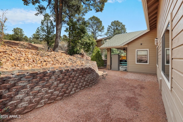 view of yard featuring a patio