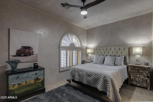 bedroom with ceiling fan