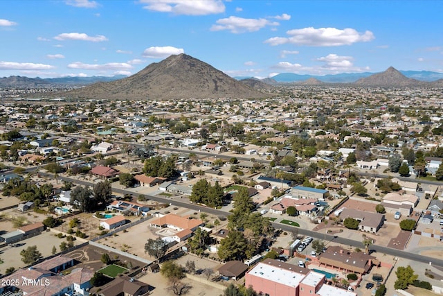 bird's eye view with a mountain view