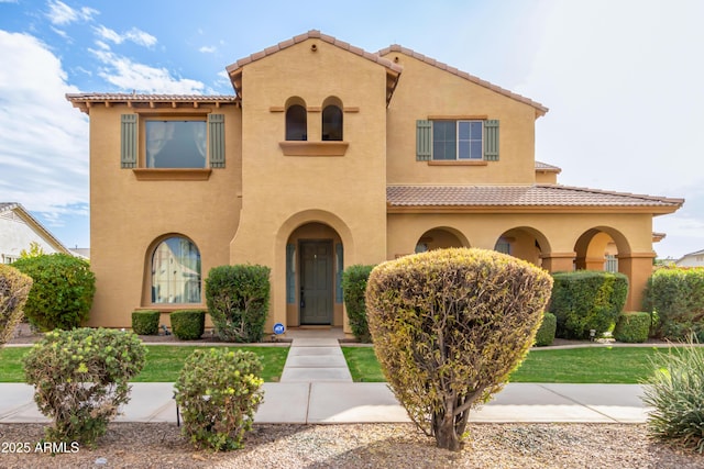 view of mediterranean / spanish-style house