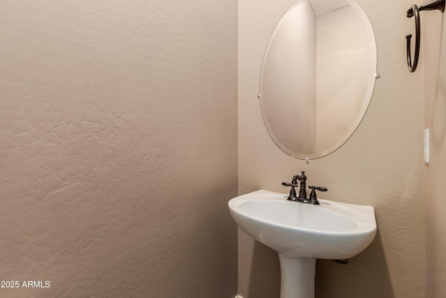 bathroom with sink