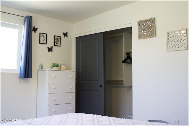 bedroom with a closet