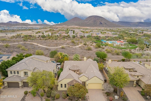 bird's eye view with a mountain view