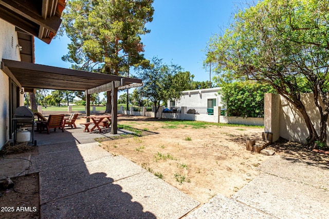 1108 N Oro Vis, Litchfield Park, AZ 85340 - view of yard with a patio
