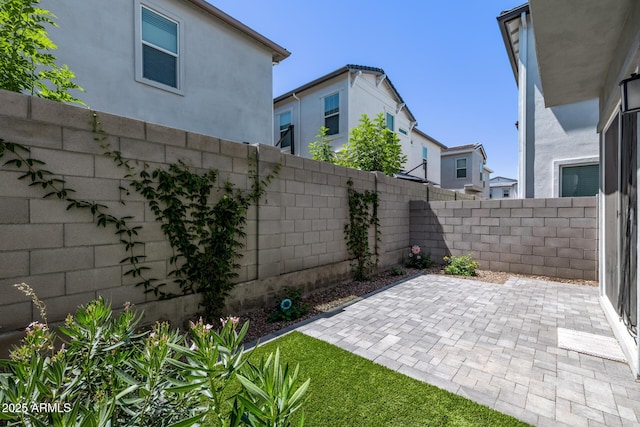 17118 N 50th Way, Scottsdale, AZ 85254 - fenced backyard with a patio