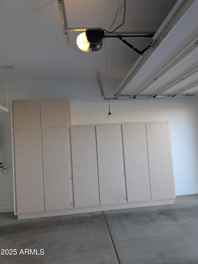 17118 N 50th Way, Scottsdale, AZ 85254 - garage featuring a garage door opener