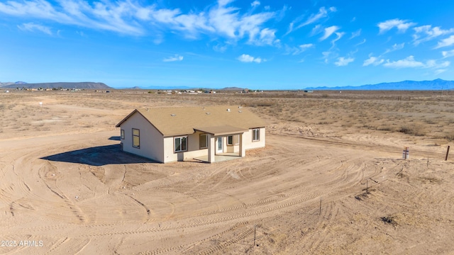 view of front of house with a mountain view