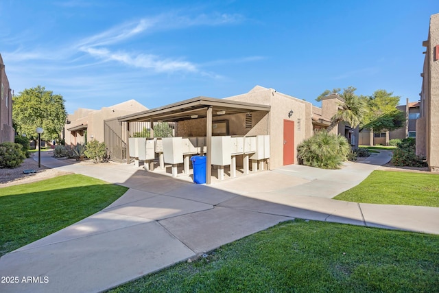 view of front of house with a front yard