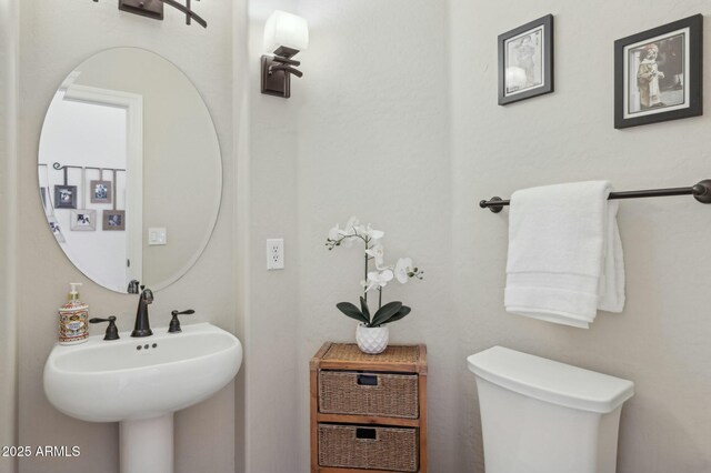 4502 E Night Owl Ln, Cave Creek, AZ 85331 - bathroom featuring toilet and a sink