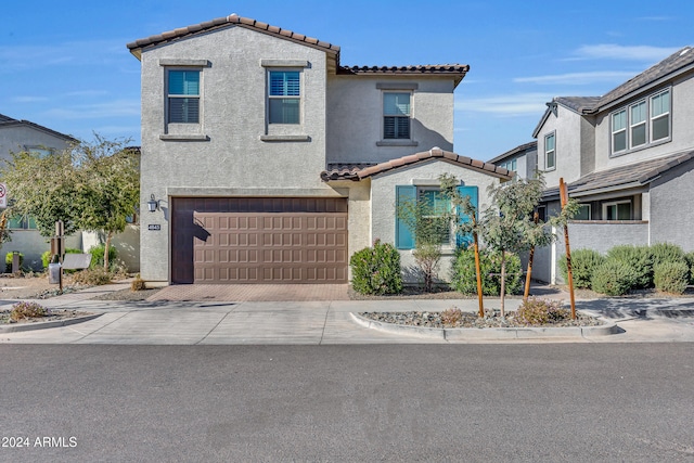 view of front facade with a garage