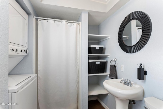 bathroom with sink and toilet