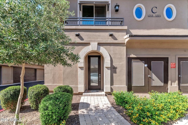 view of property entrance