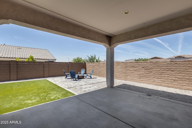 9723 W Patrick Ln, Peoria, AZ 85383 - fenced backyard with a patio