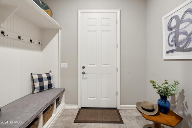 mudroom featuring light tile patterned floors