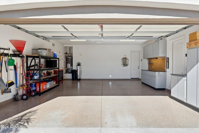 garage with gas water heater