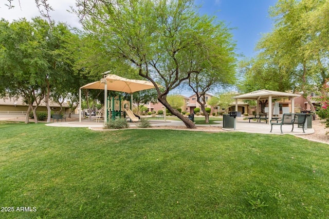 3756 E Kerry Ln, Phoenix, AZ 85050 - view of green lawn featuring a gazebo