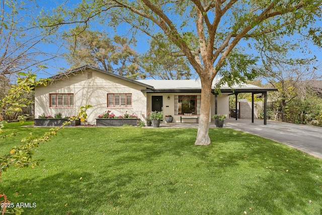 view of front of home with a front yard