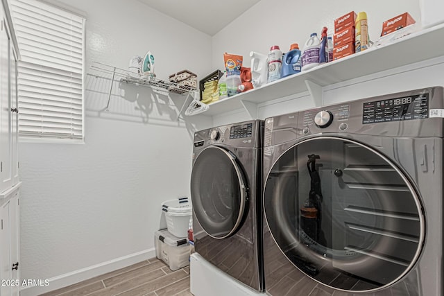 2923 W Shanley Ave, Apache Junction, AZ 85120 - laundry room with laundry area, wood tiled floor, baseboards, and separate washer and dryer