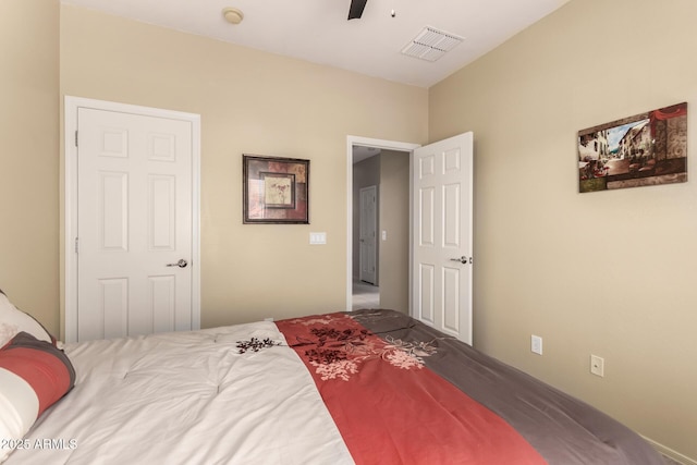 bedroom featuring ceiling fan