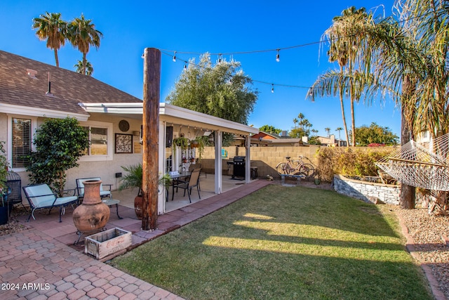 view of yard with a patio area