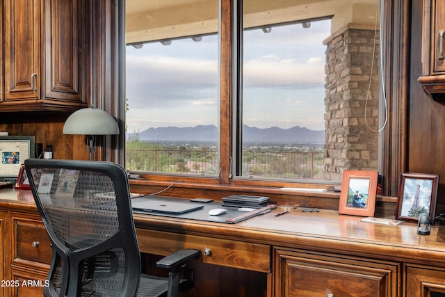 6102 E Sage Dr, Paradise Valley, AZ 85253 - office featuring a mountain view