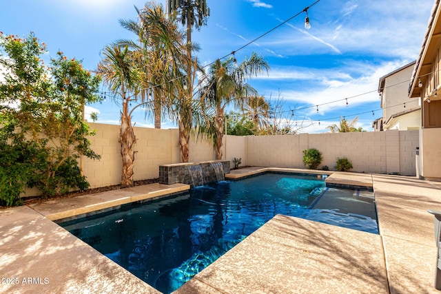 view of pool with pool water feature