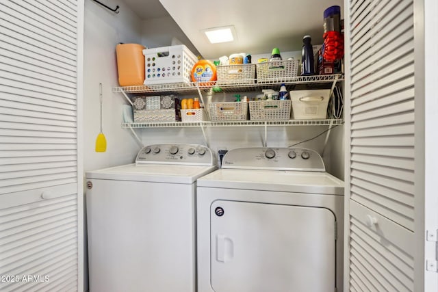 1344 N Brittany Ln, Gilbert, AZ 85233 - laundry room featuring separate washer and dryer