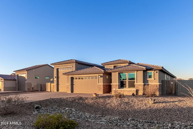 view of front of property featuring a garage