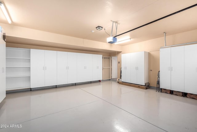 36444 N Stardust Ln, Carefree, AZ 85377 - garage with a garage door opener