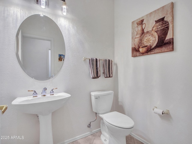 40814 N Majesty Ct, Anthem, AZ 85086 - bathroom with toilet and baseboards