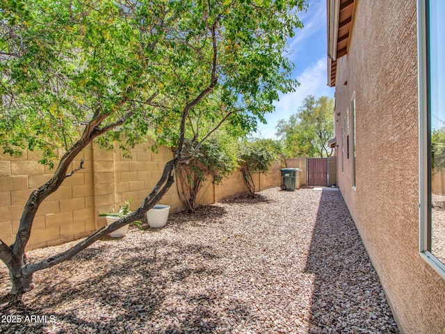 40814 N Majesty Ct, Anthem, AZ 85086 - fenced backyard featuring a gate