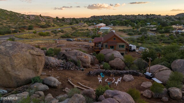 view of aerial view at dusk