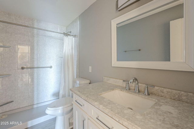 4025 E Surrey Ave, Phoenix, AZ 85032 - full bath with toilet, vanity, and shower / tub combo with curtain