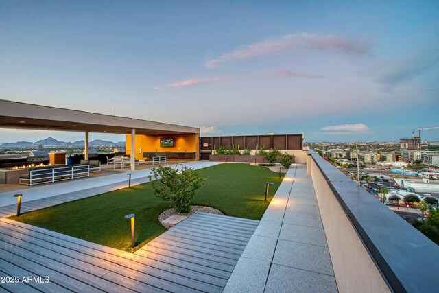 200 W Portland St Unit 1024, Phoenix, AZ 85003 - view of community featuring a mountain view and a yard