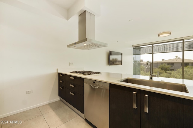 7120 E Kierland Blvd Unit 316, Scottsdale, AZ 85254 - kitchen featuring stainless steel dishwasher, wall chimney range hood, gas stovetop, a sink, and light tile patterned floors
