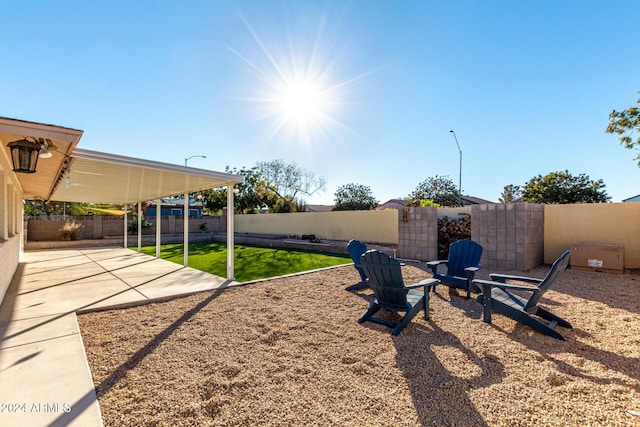 view of yard featuring a patio