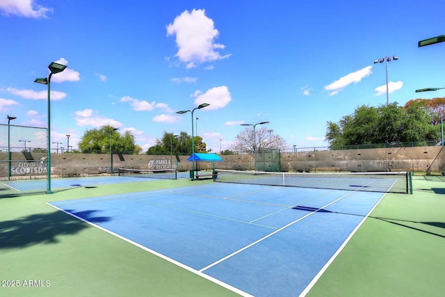 9115 N 101st Way, Scottsdale, AZ 85258 - view of tennis court with community basketball court
