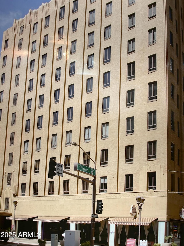 114 W Adams St Unit 302, Phoenix, AZ 85003 - view of building exterior