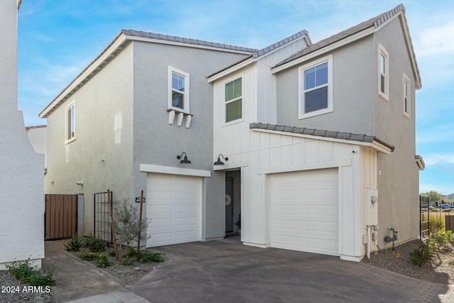 view of front of home featuring a garage