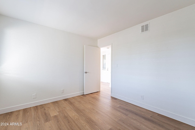 empty room featuring light hardwood / wood-style flooring