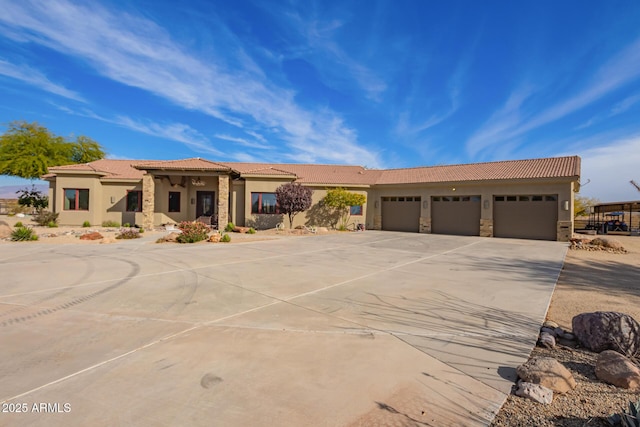 view of front of house featuring a garage