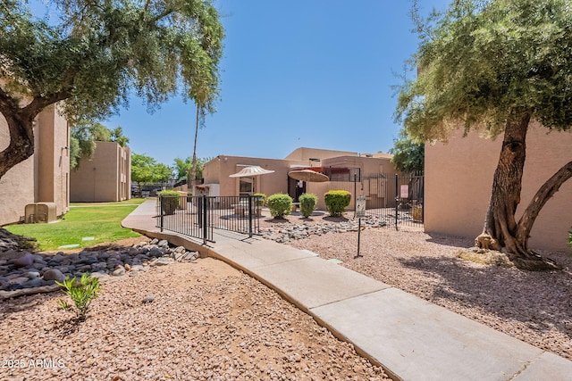 3131 W Cochise Dr Unit 144, Phoenix, AZ 85051 - view of community featuring a gate and fence