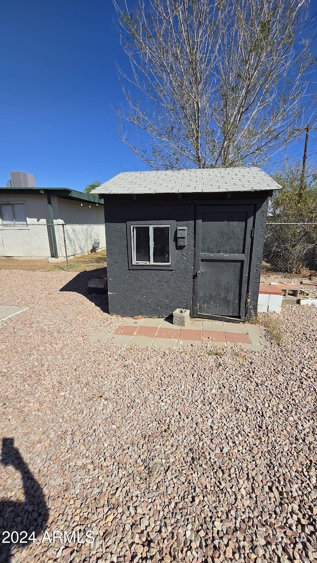 view of outdoor structure