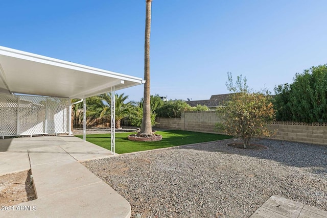 view of yard with a patio area