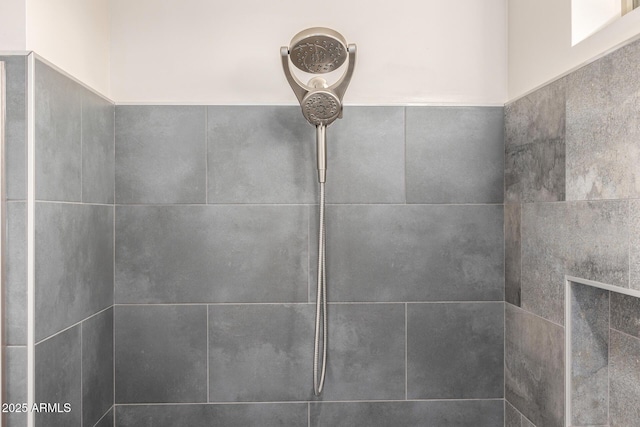 interior details with tiled shower