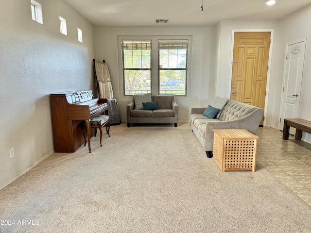 sitting room with carpet