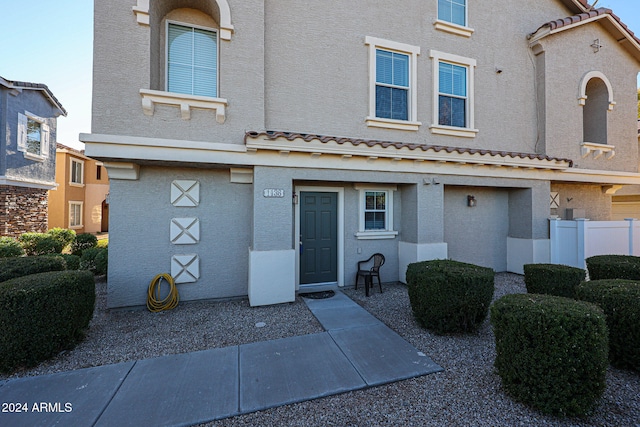 view of front of home