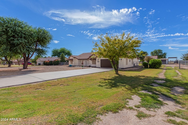 view of yard featuring a garage