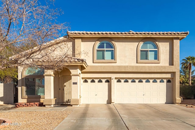 view of front facade with a garage